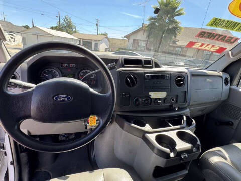 2009 Ford E-Series E-350 SD