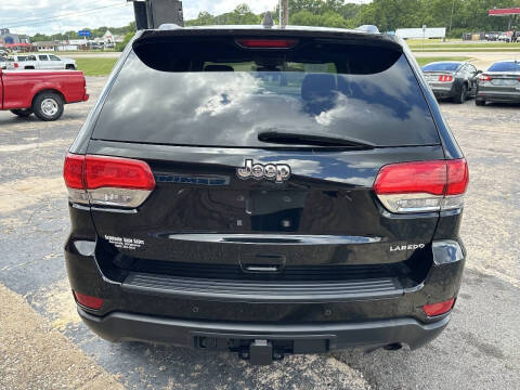2017 Jeep Grand Cherokee Laredo