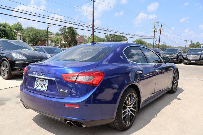 2015 Maserati Ghibli