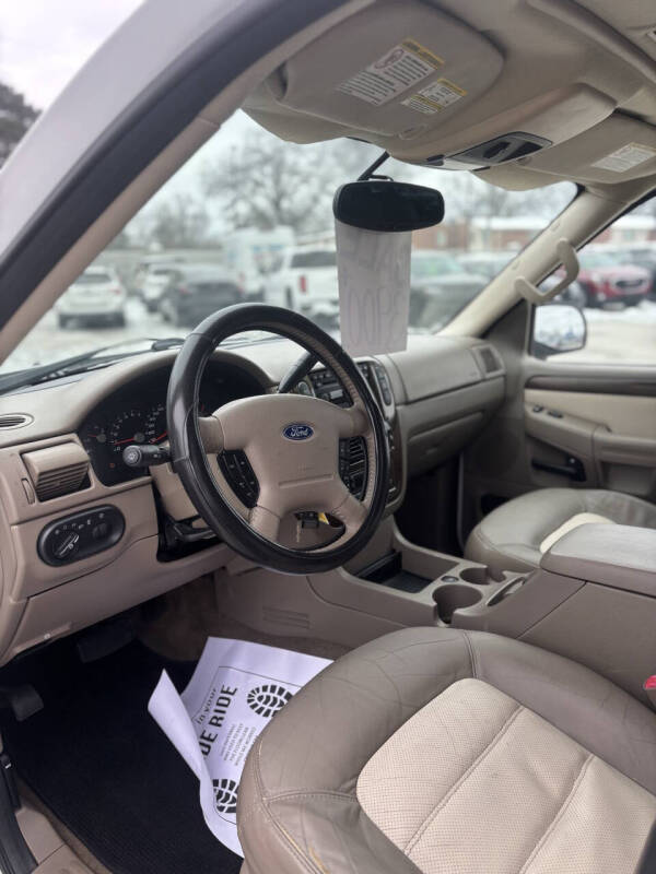 2005 Ford Explorer Eddie Bauer