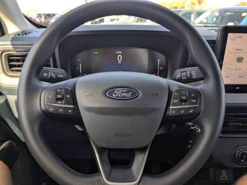 2025 Ford Maverick XL