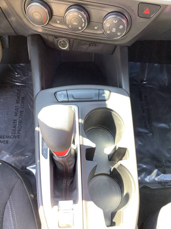 2025 Chevrolet Trax RS