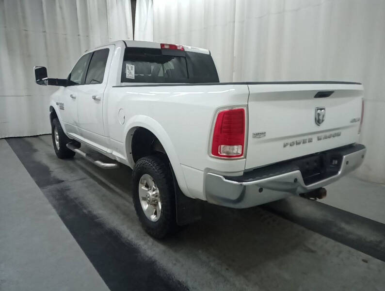 Used 2015 RAM Ram 2500 Pickup Laramie with VIN 3C6TR5FJ4FG705502 for sale in Kirkland, WA