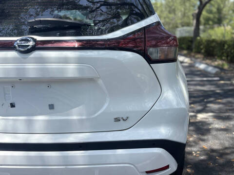 2021 Nissan Kicks SV