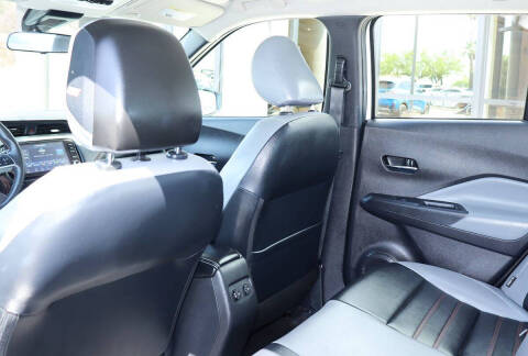 2023 Nissan Kicks SR