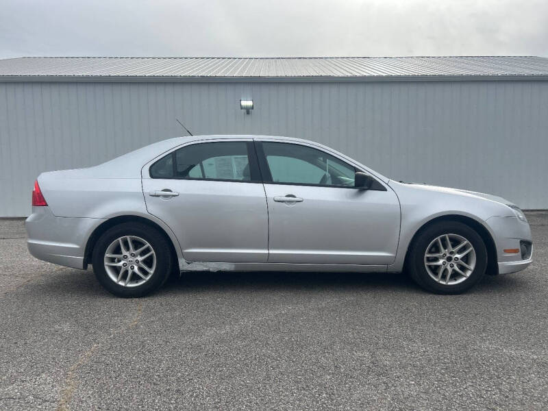 2011 Ford Fusion S