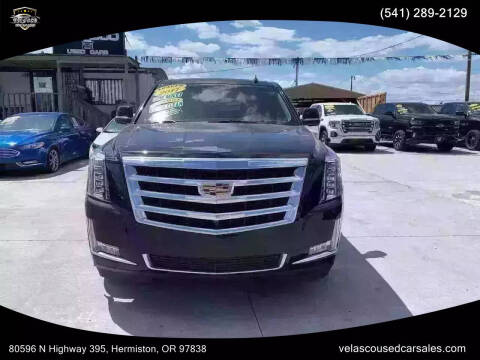 2017 Cadillac Escalade Standard