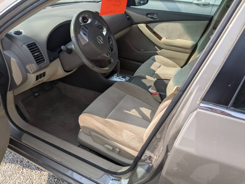 2008 Nissan Altima for sale at Halstead Motors LLC in Halstead KS