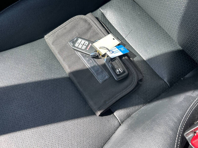 2016 Honda Accord EX-L w/Navi w/Honda Sensing