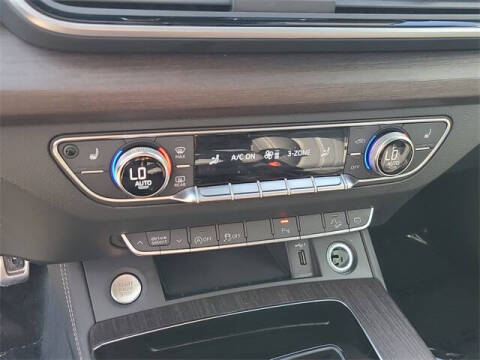 2024 Audi Q5 quattro S line Prem Plus 45 TFSI