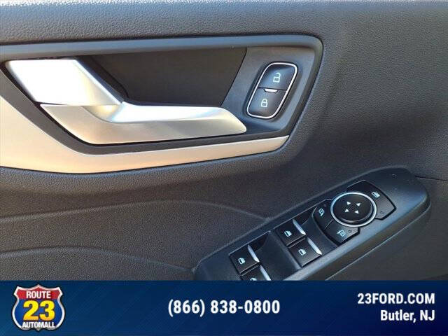 2022 Ford Escape SEL