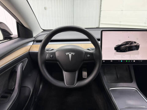 2023 Tesla Model 3 Performance