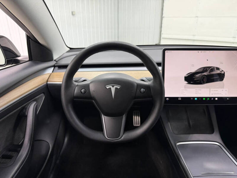 2023 Tesla Model 3 Performance