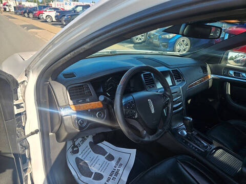 2015 Lincoln MKS