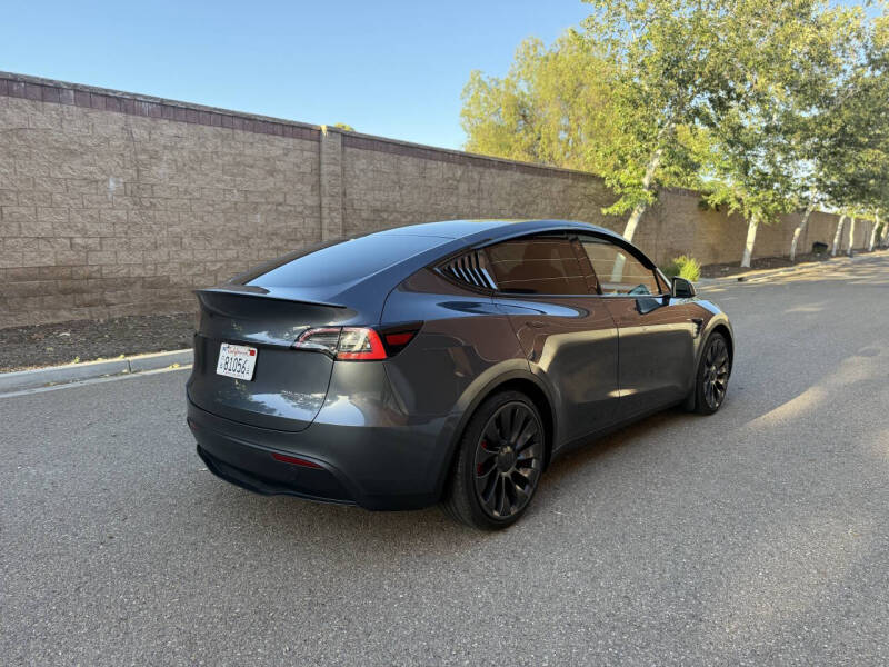 2023 Tesla Model Y Performance