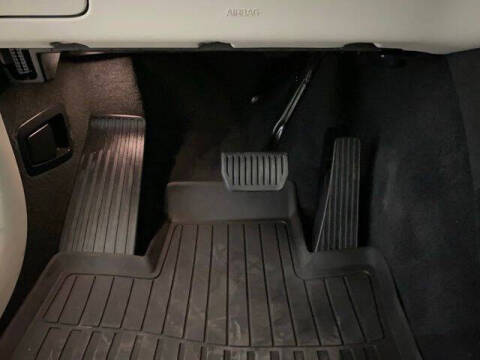 2025 Volvo XC90 B5 Core Bright Theme