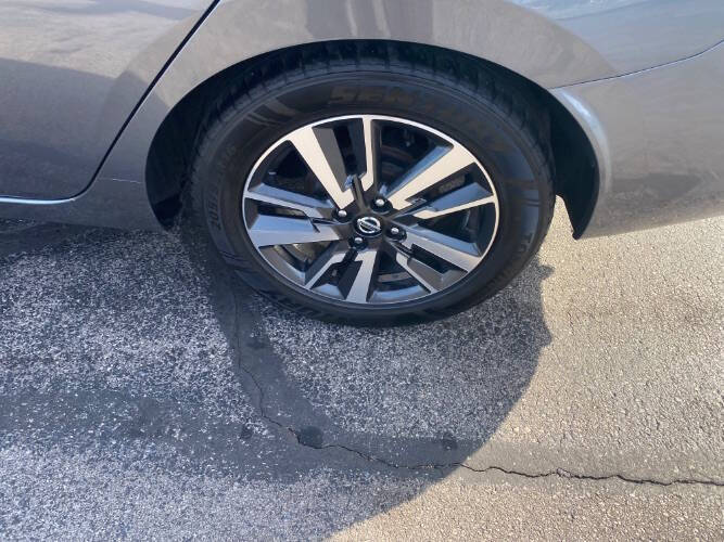 2021 Nissan Versa SV