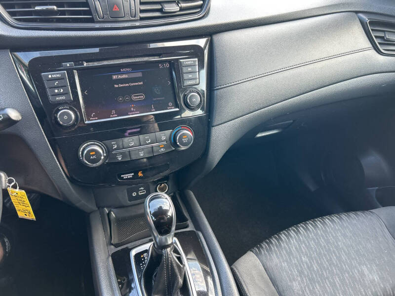 2020 Nissan Rogue S