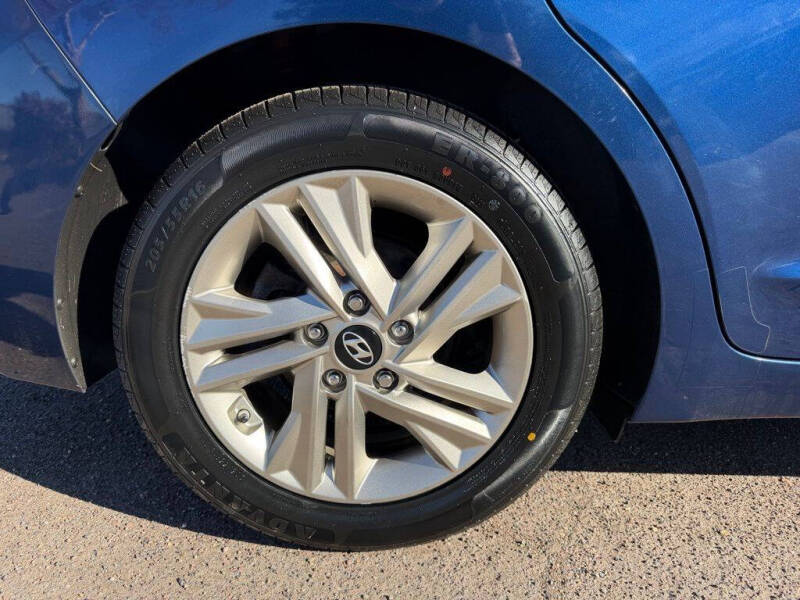 2019 Hyundai Elantra