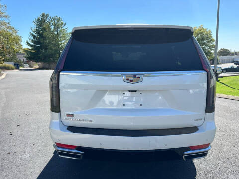 2023 Cadillac Escalade ESV Premium Luxury