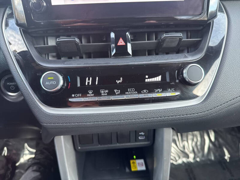 2023 Toyota Corolla Cross Hybrid