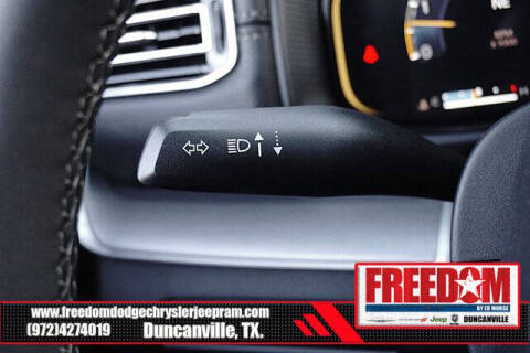 2025 Jeep Wagoneer Carbide