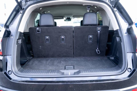 2023 Honda Pilot EX-L w/Rear Captain's Chairs