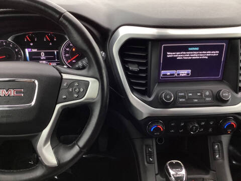 2017 GMC Acadia SLT-1
