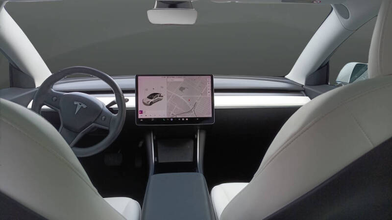 2019 Tesla Model 3 Standard Range Plus