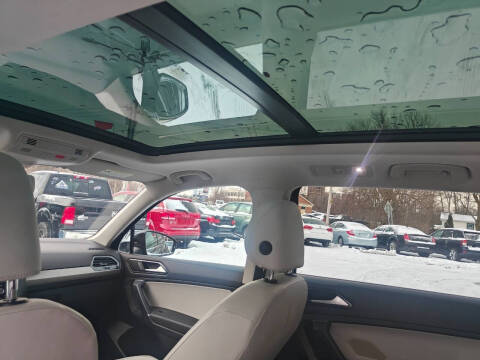 2018 Volkswagen Tiguan 2.0T SEL 4Motion