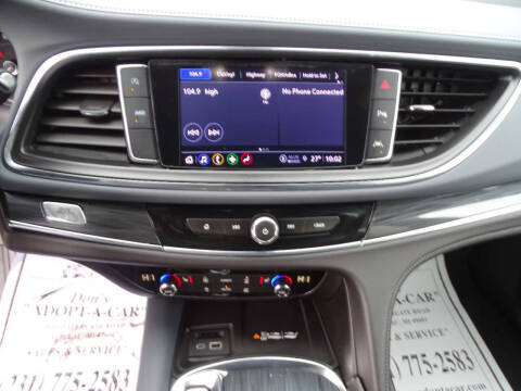 2022 Buick Enclave Essence