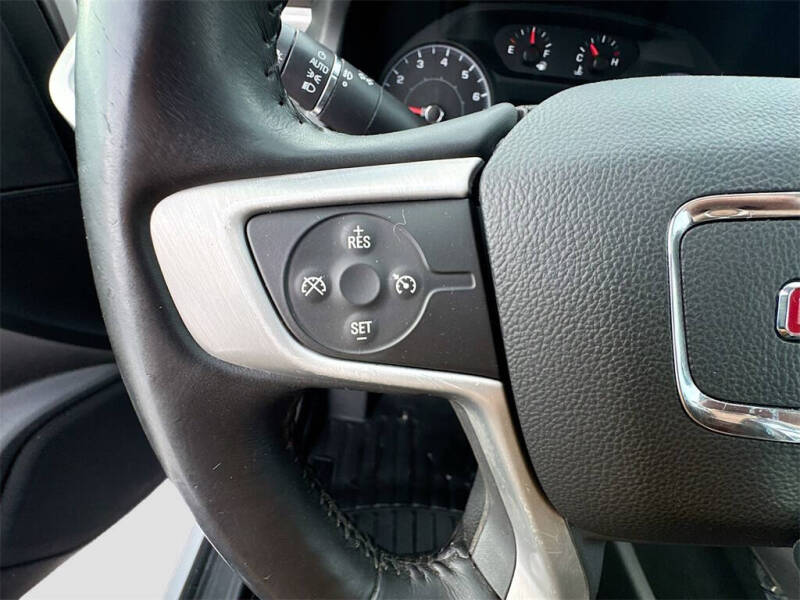 2018 GMC Acadia SLE-2