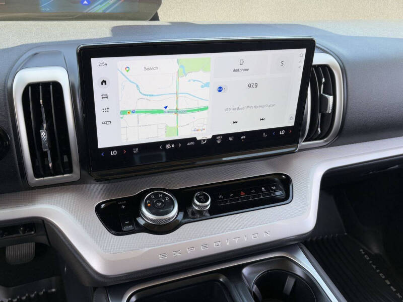2026 Ford Expedition Active