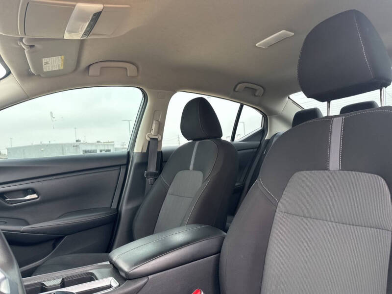 2024 Nissan Sentra SV