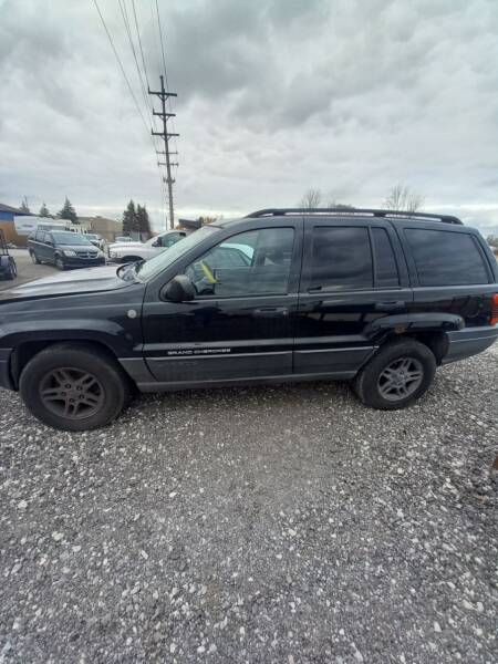 2004 Jeep Grand Cherokee for sale at American Auto Group LLC in Saginaw MI