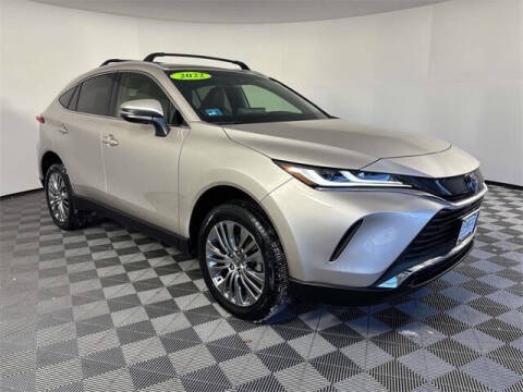 2022 Toyota Venza XLE