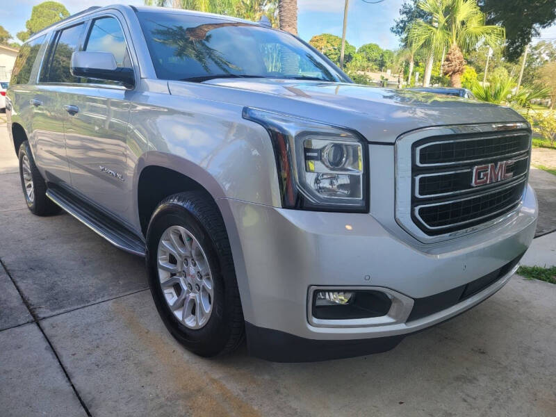 2017 GMC Yukon XL SLE