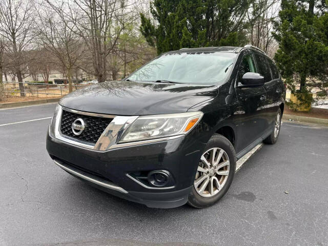 2014 Nissan Pathfinder for sale at Bingo Auto Sales LLC in Atlanta , GA