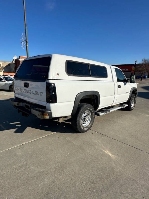 2005 Chevrolet Silverado 2500HD base photo 6