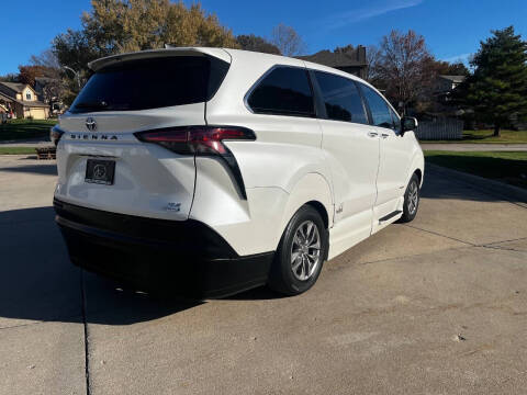 2021 Toyota Sienna XLE 7-Passenger