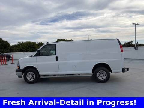 2024 Chevrolet Express 2500