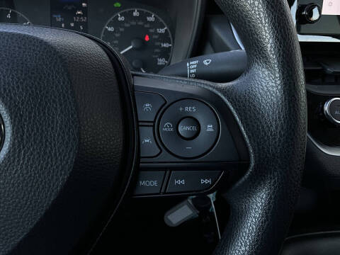 2025 Toyota Corolla Hybrid LE