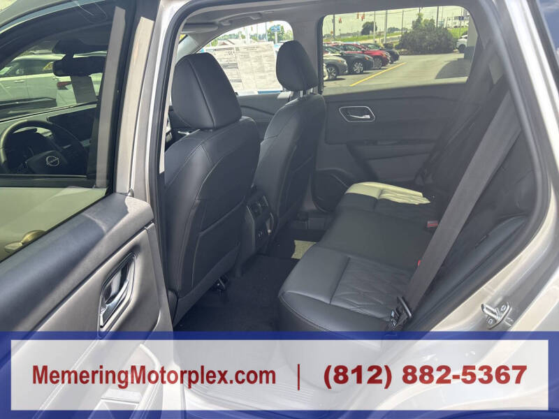 2025 Nissan Rogue Platinum