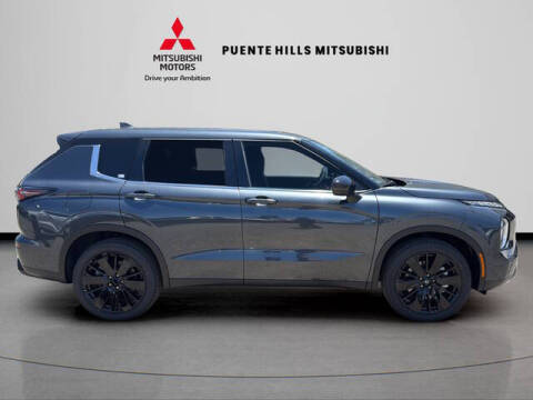 2026 Mitsubishi Outlander LE