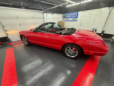 2002 Ford Thunderbird Deluxe