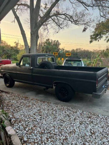 1969 Ford F-100