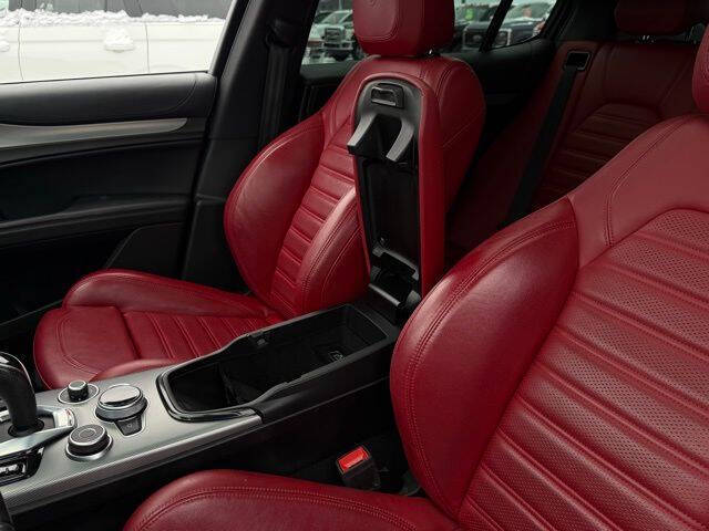 2024 Alfa Romeo Stelvio Veloce