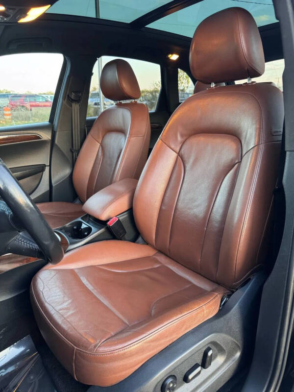 2012 Audi Q5 2.0T quattro Premium Plus