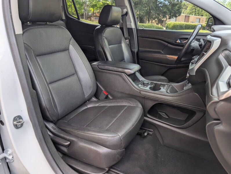 2020 GMC Acadia SLT