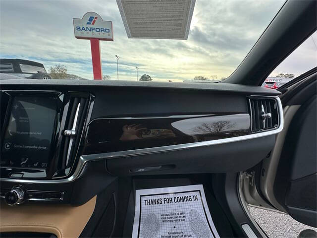 2018 Volvo S90 T5 Momentum